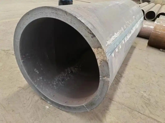 青河30CrMo大口径无缝钢管